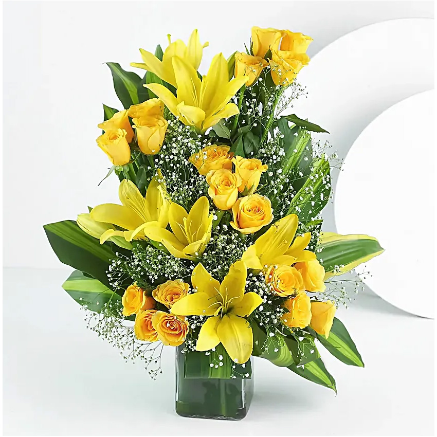 Sunshine Bliss – Yellow Roses & Lilies Vase